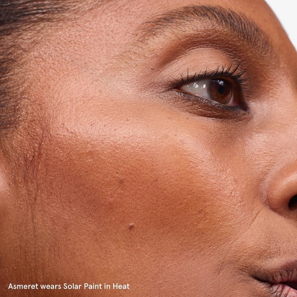 Glossier Solar Paint Luminious Gel-Cream Bronzer- Heat - Picture 6 of 7
